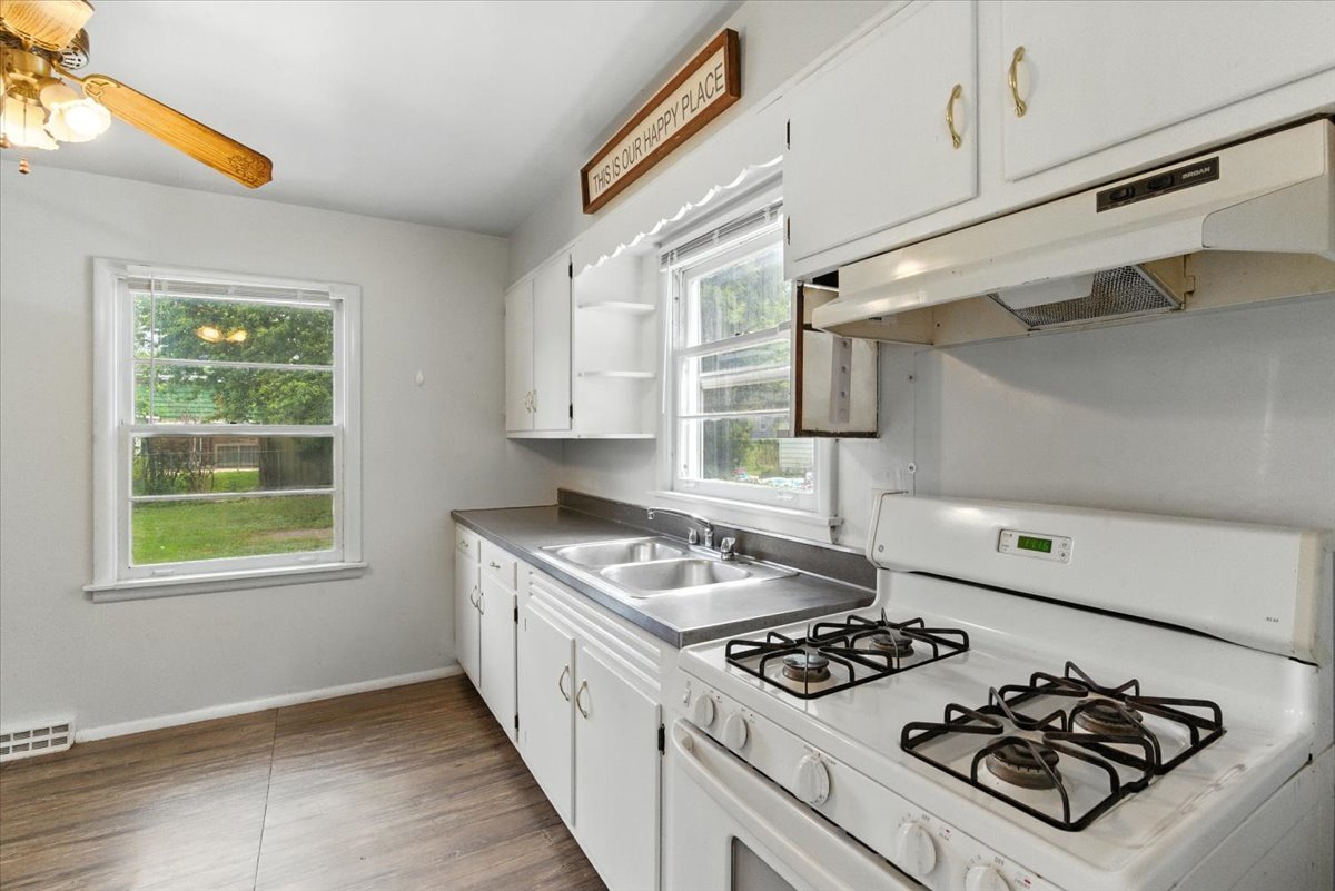 425 S Lake Street, Mundelein, IL 60060