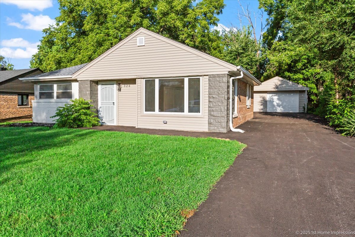 326 Nassau Street, Park Forest, IL 60466