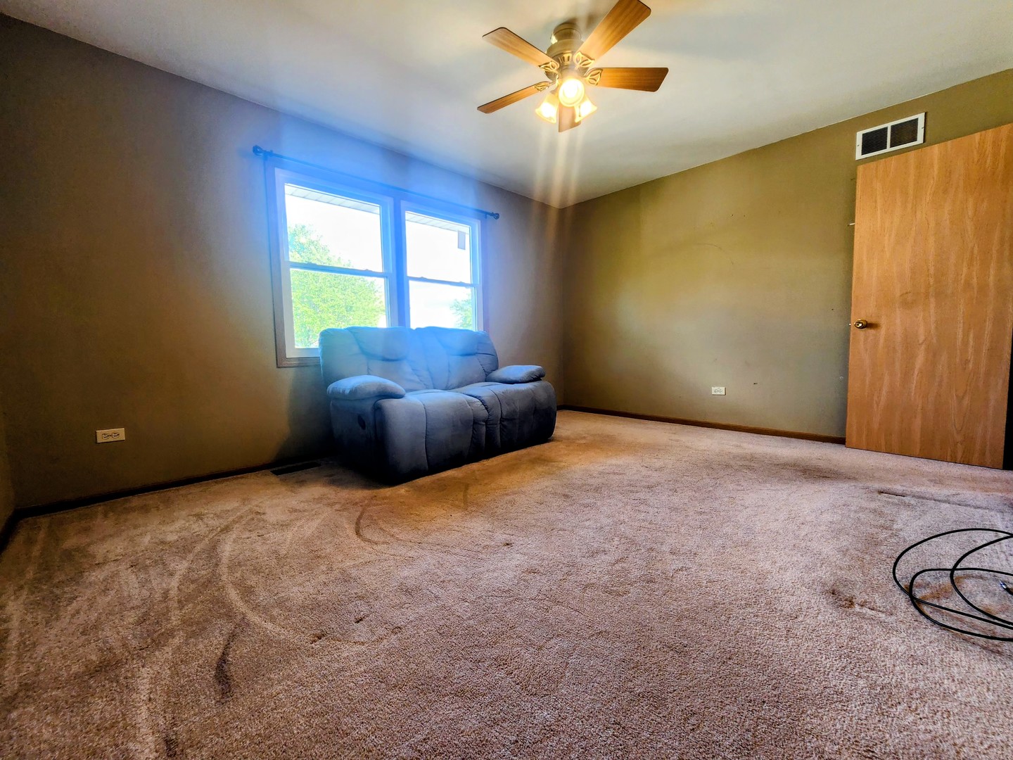1900 Mystic Drive, Plainfield, IL 60586