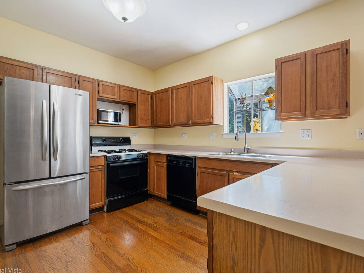 920 Plymouth Court, Algonquin, IL 60102