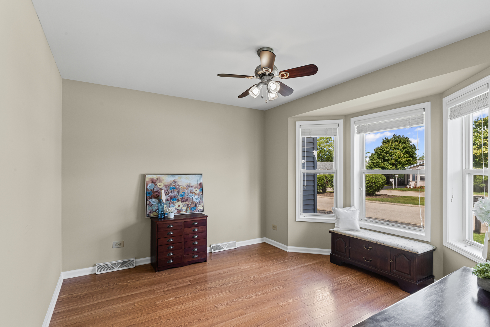 3 Furlong Court, Grayslake, IL 60030