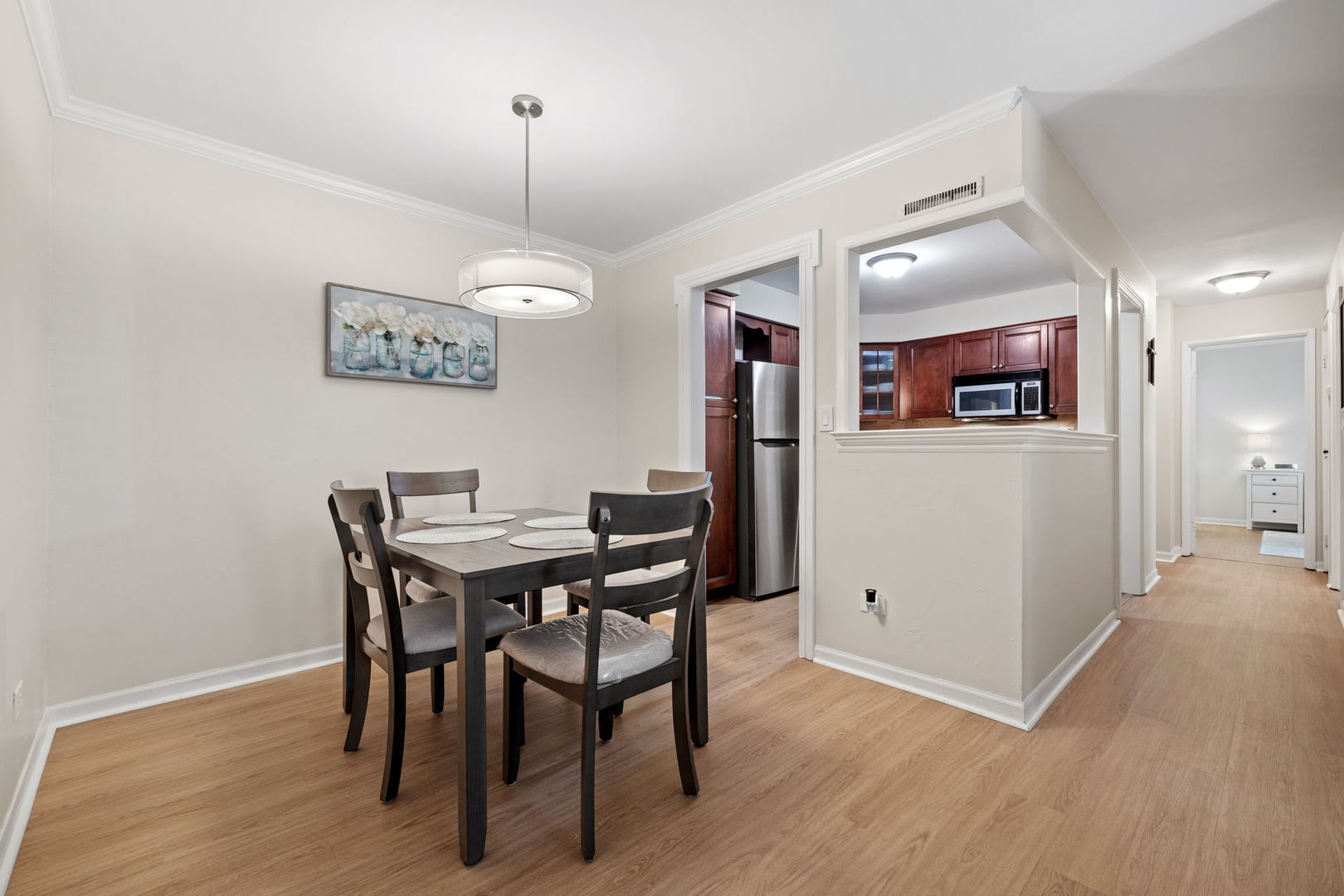 480 74th Street #105, Downers Grove, IL 60516