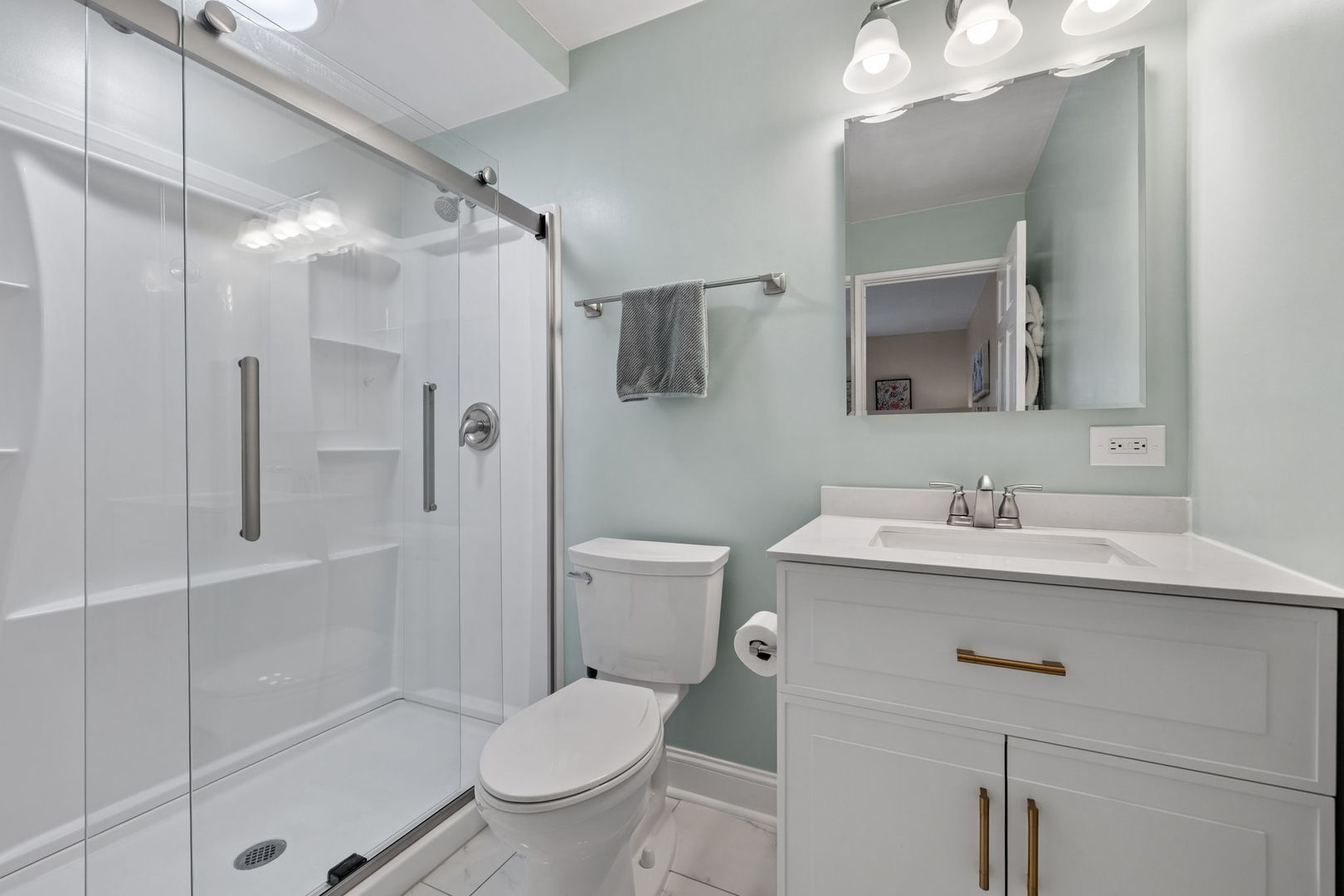 480 74th Street #105, Downers Grove, IL 60516