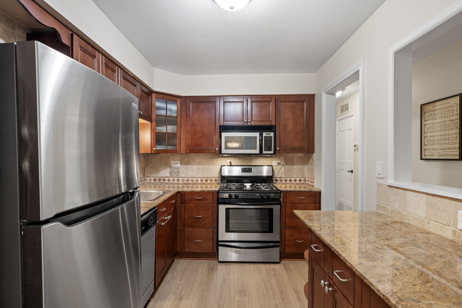 480 74th Street #105, Downers Grove, IL 60516