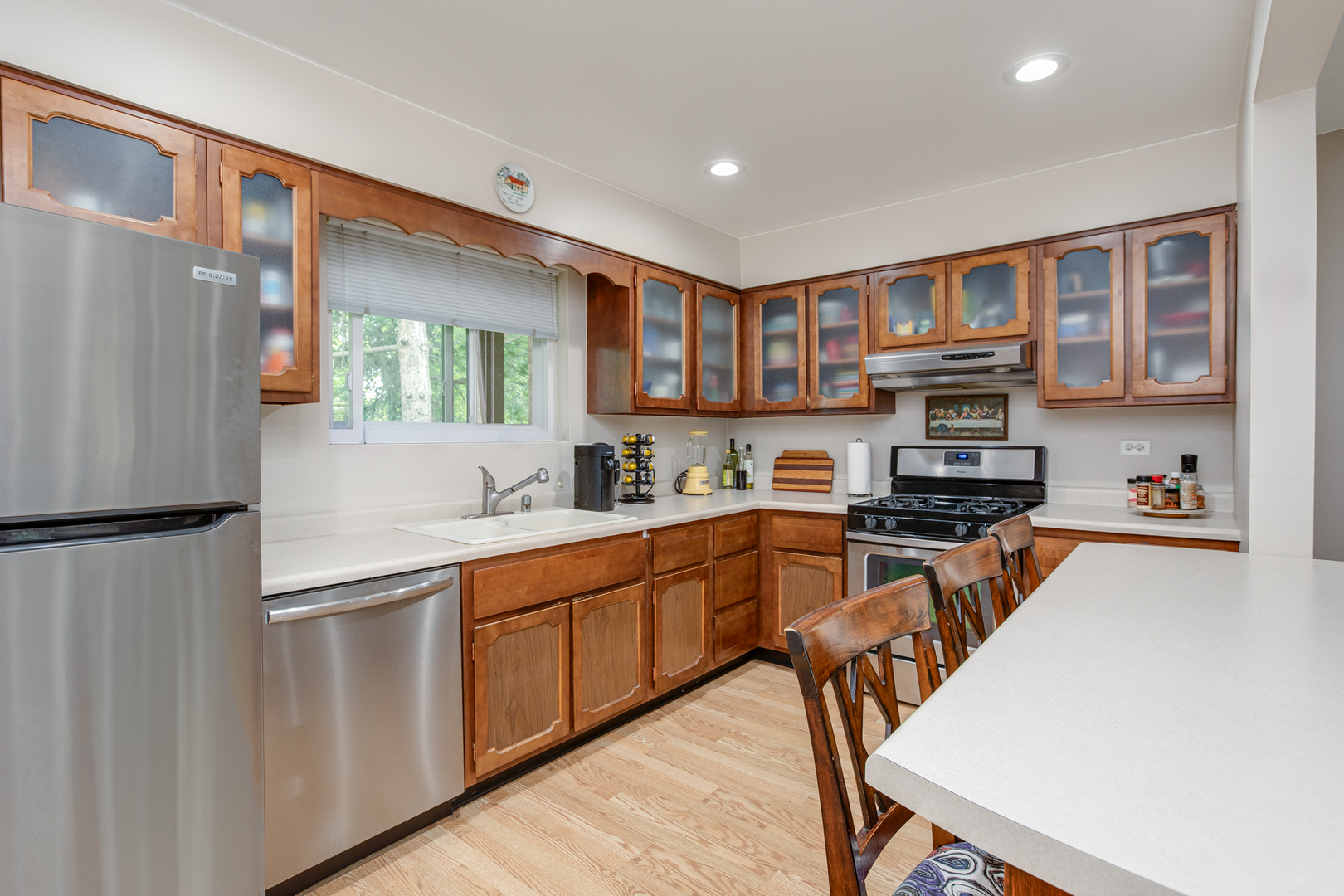5961 N East Circle Avenue #2D, Chicago, IL 60631