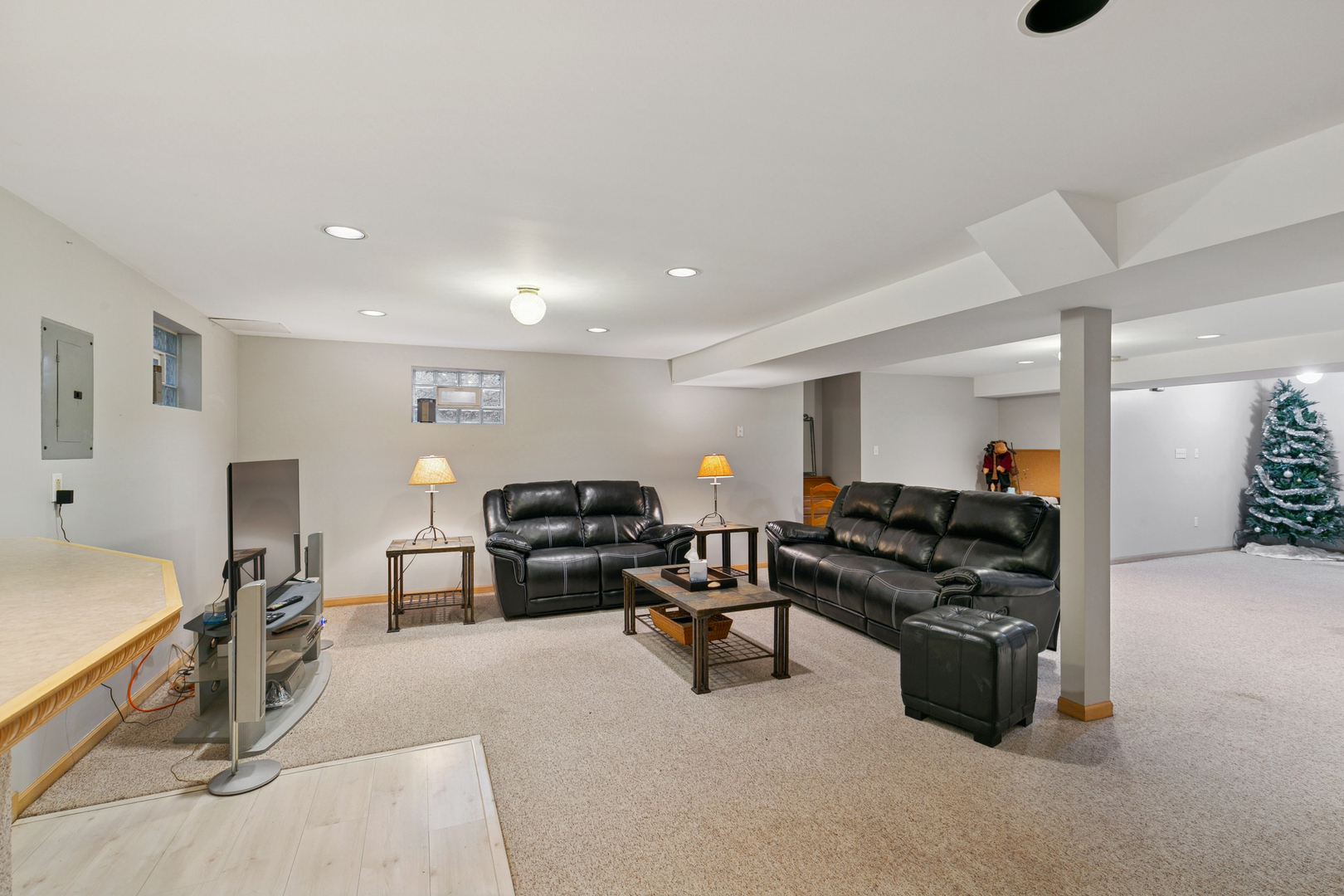 18330 Pond View Court, Tinley Park, IL 60477