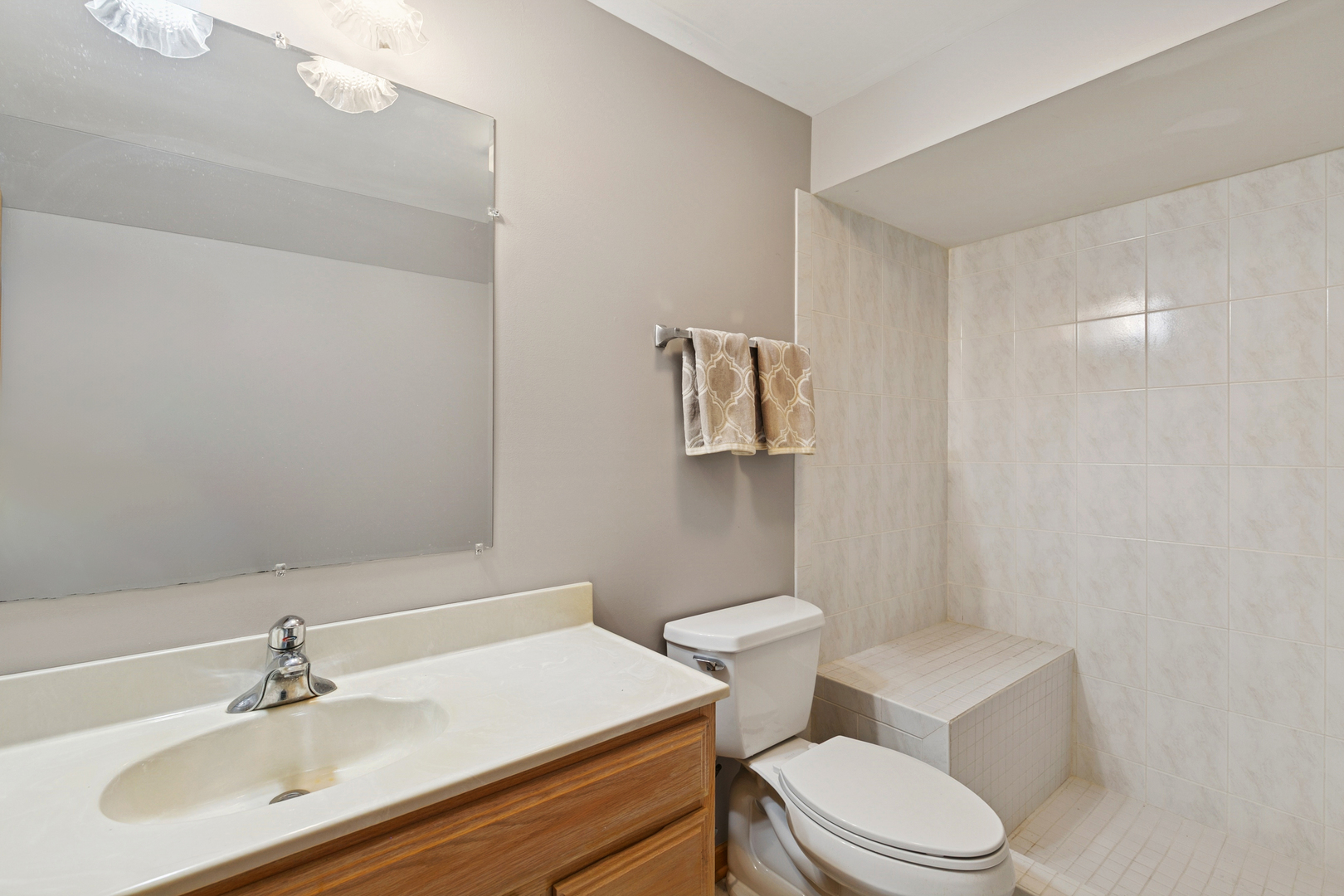 18330 Pond View Court, Tinley Park, IL 60477