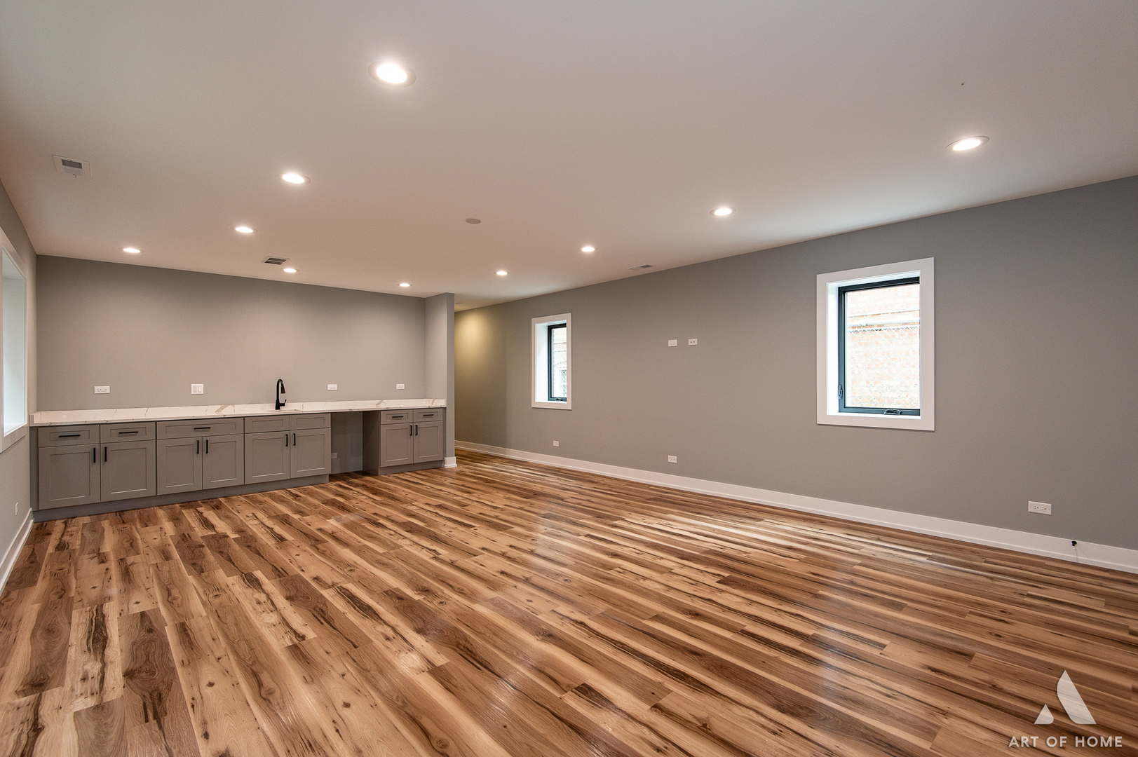 6908 26th Street, Berwyn, IL 60402