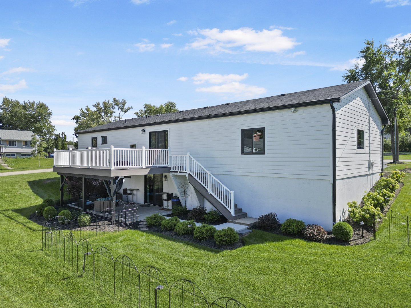 2852 Everglade Avenue, Woodridge, IL 60517