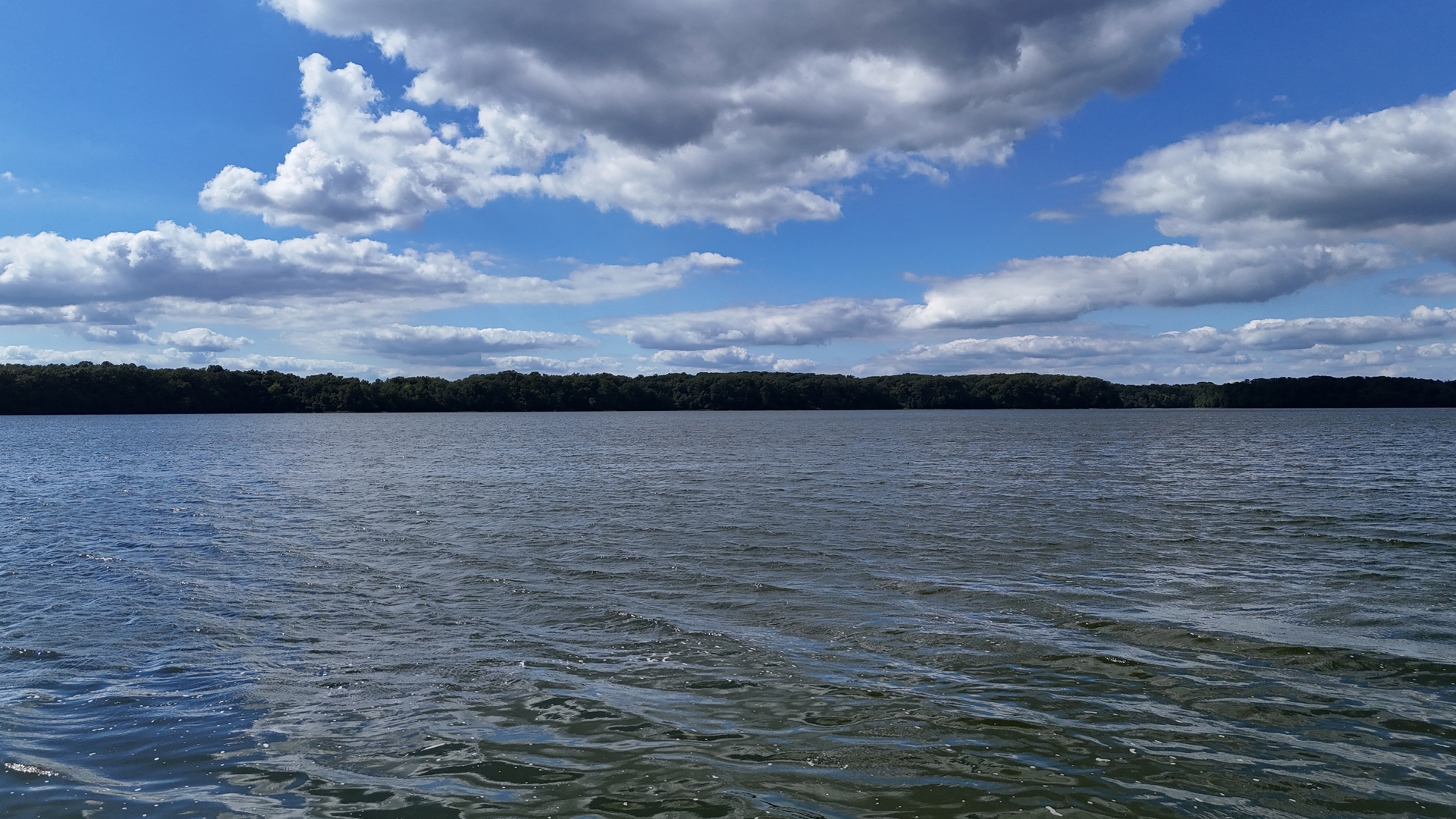 5751 White Pigeon Road, Weldon, IL 61882