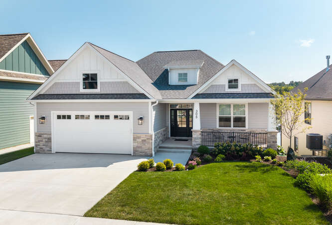 305 Leeward Way, Ottawa, IL 61350