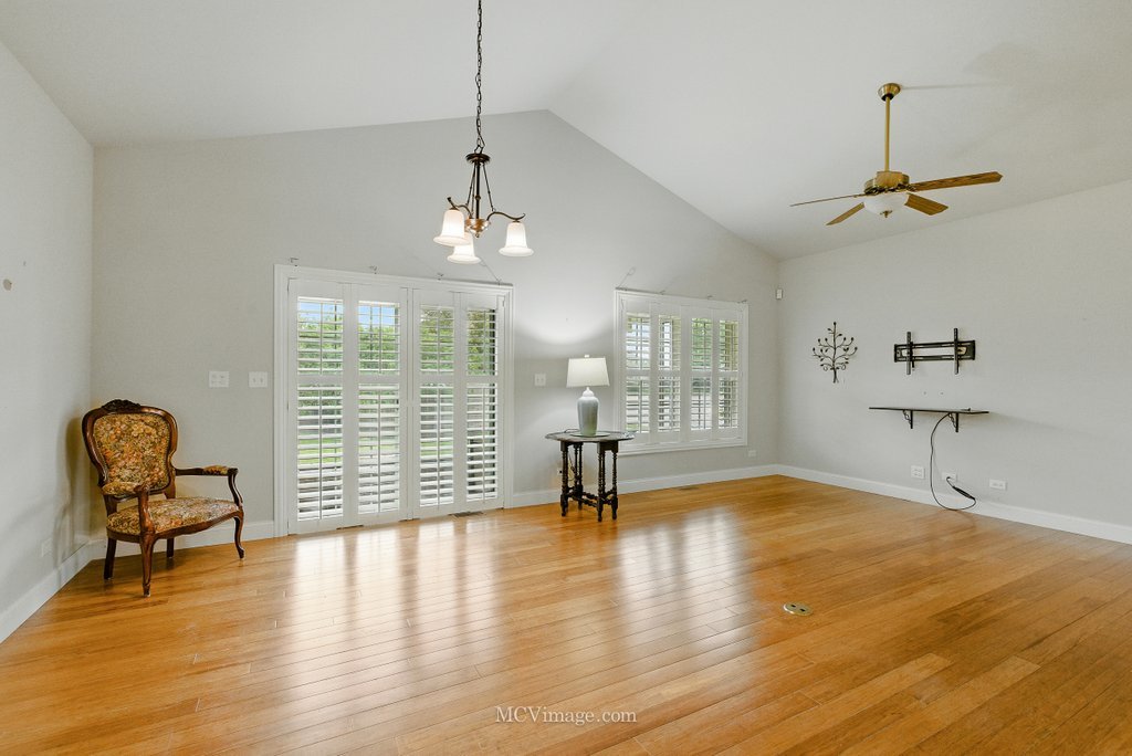 15701 Cove Circle, Plainfield, IL 60544