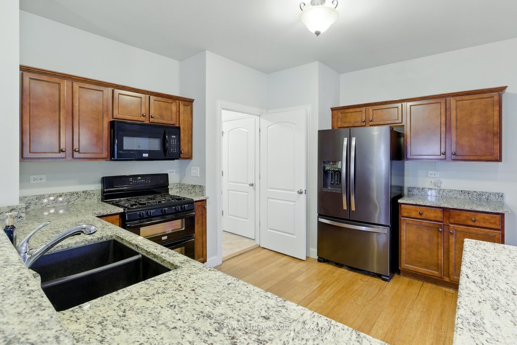 15701 Cove Circle, Plainfield, IL 60544