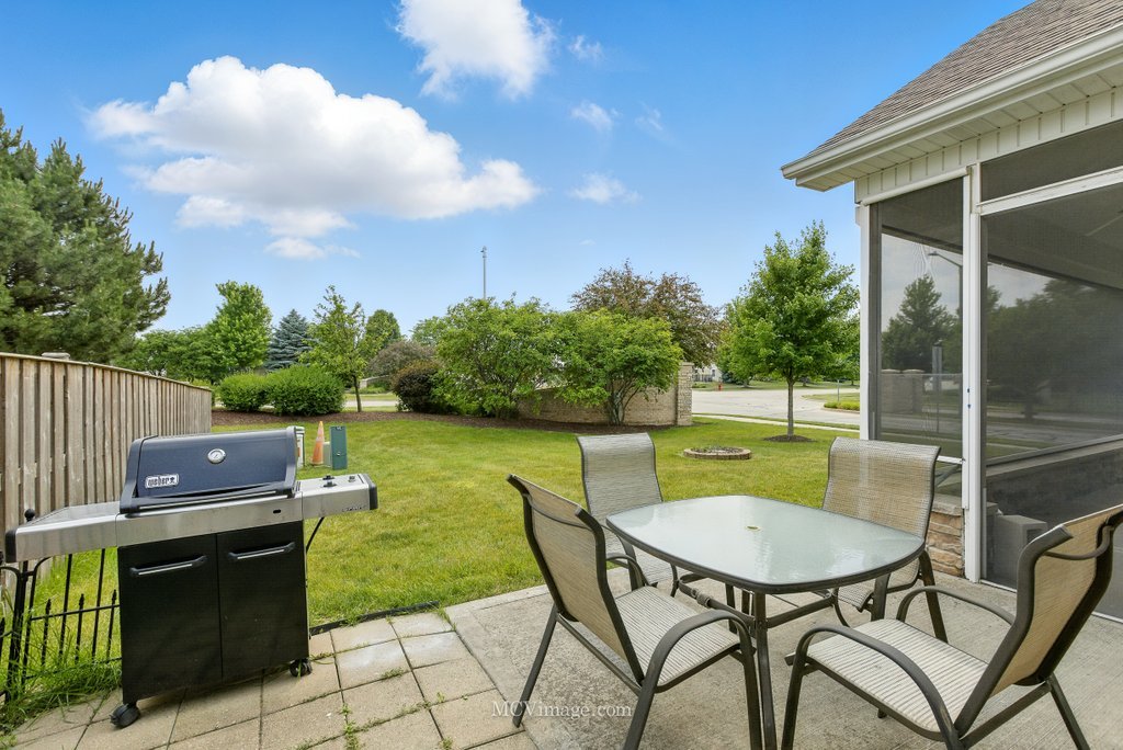 15701 Cove Circle, Plainfield, IL 60544