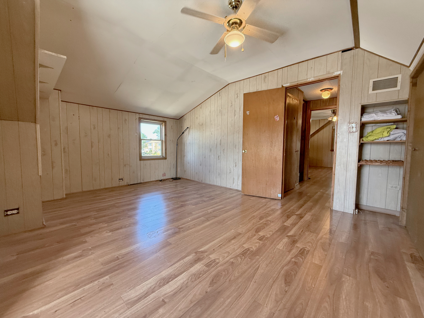 7425 W Devon Avenue, Chicago, IL 60631
