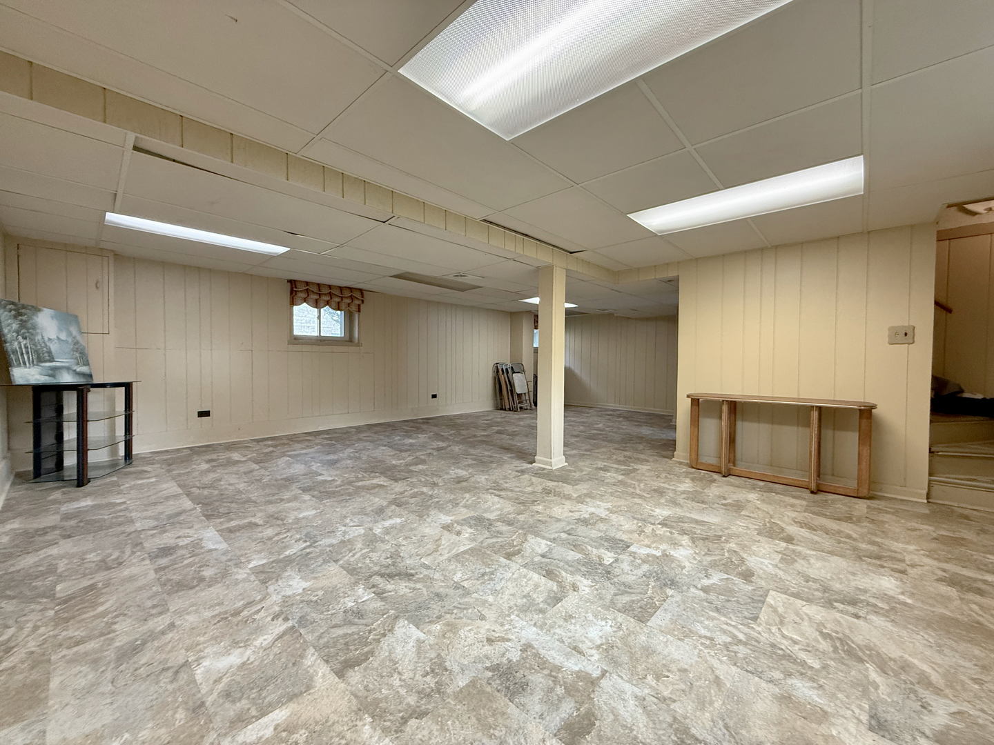 7425 W Devon Avenue, Chicago, IL 60631