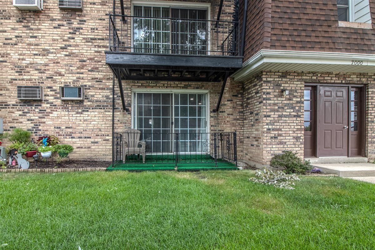 7000 Oconnell Drive #103, Chicago Ridge, IL 60415