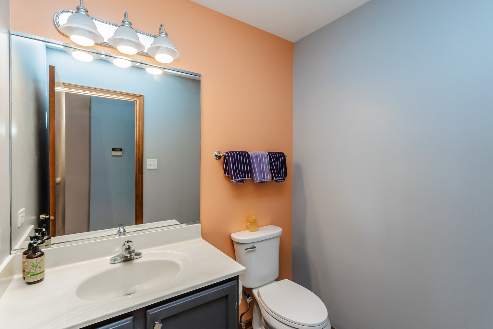 18034 Donatus Drive, Lansing, IL 60438