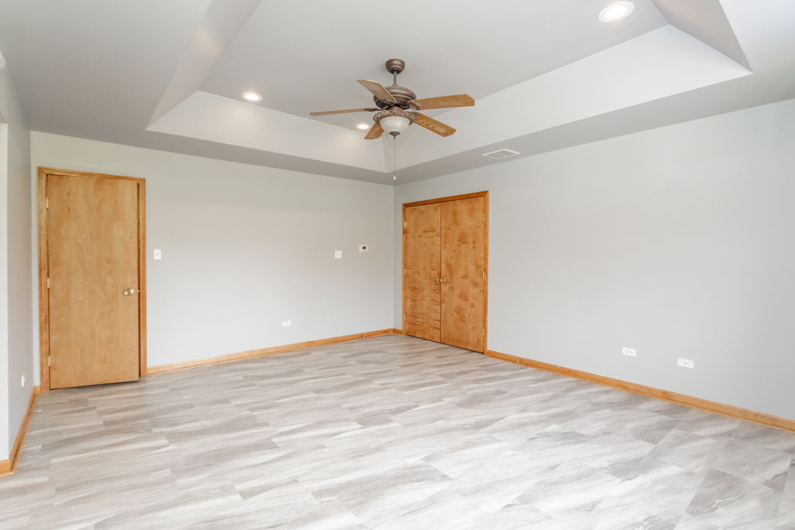 18034 Donatus Drive, Lansing, IL 60438