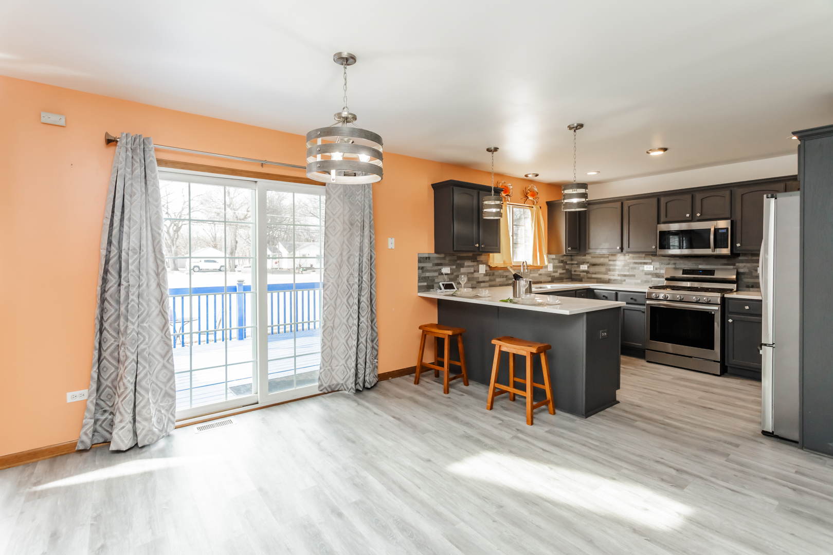 18034 Donatus Drive, Lansing, IL 60438