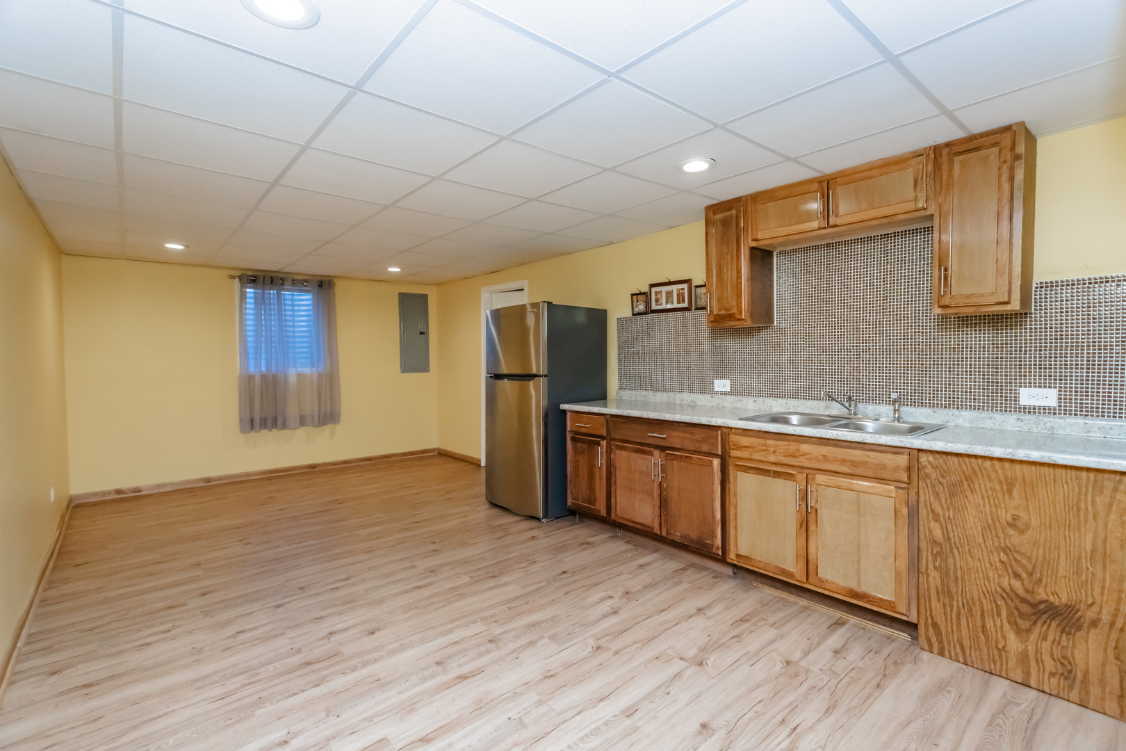 18034 Donatus Drive, Lansing, IL 60438