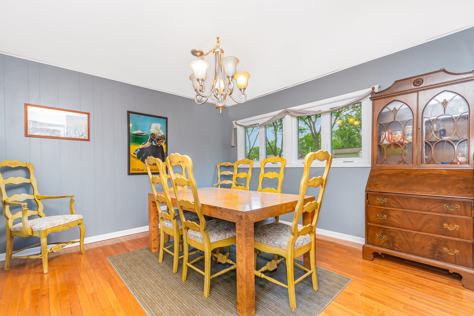 413 Northshore Drive, Mundelein, IL 60060