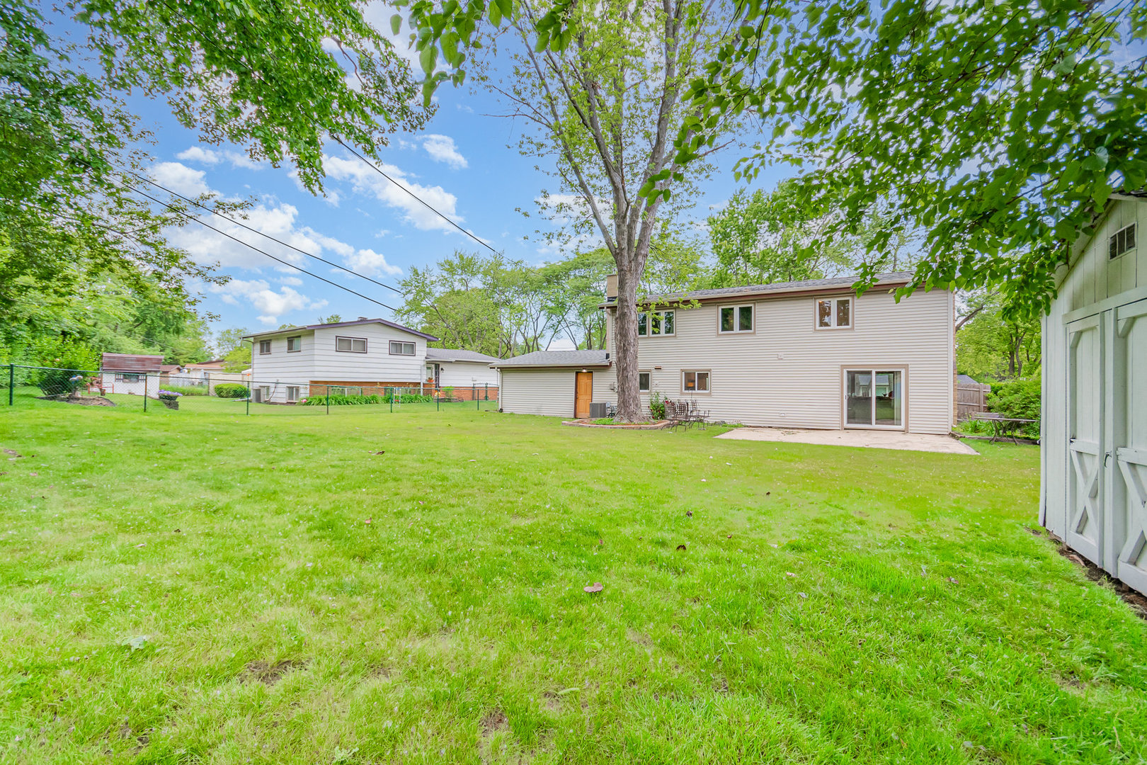 413 Northshore Drive, Mundelein, IL 60060