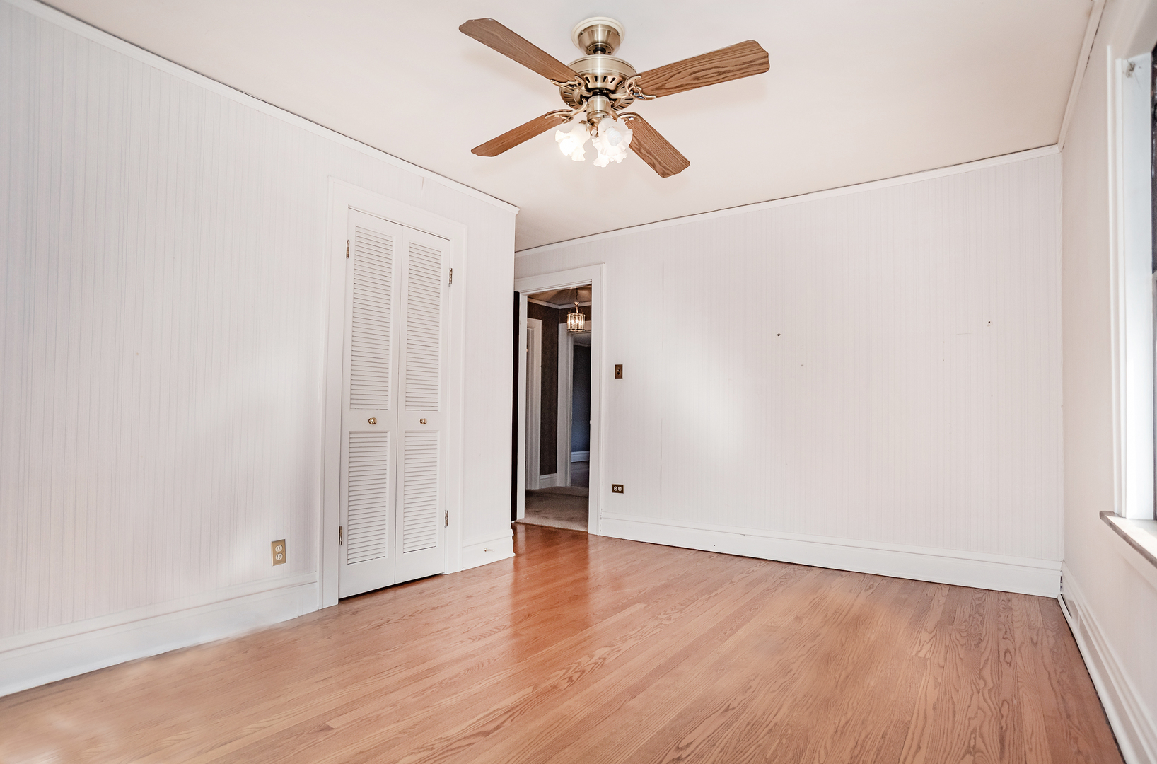 518 W Cossitt Avenue, La Grange, IL 60525