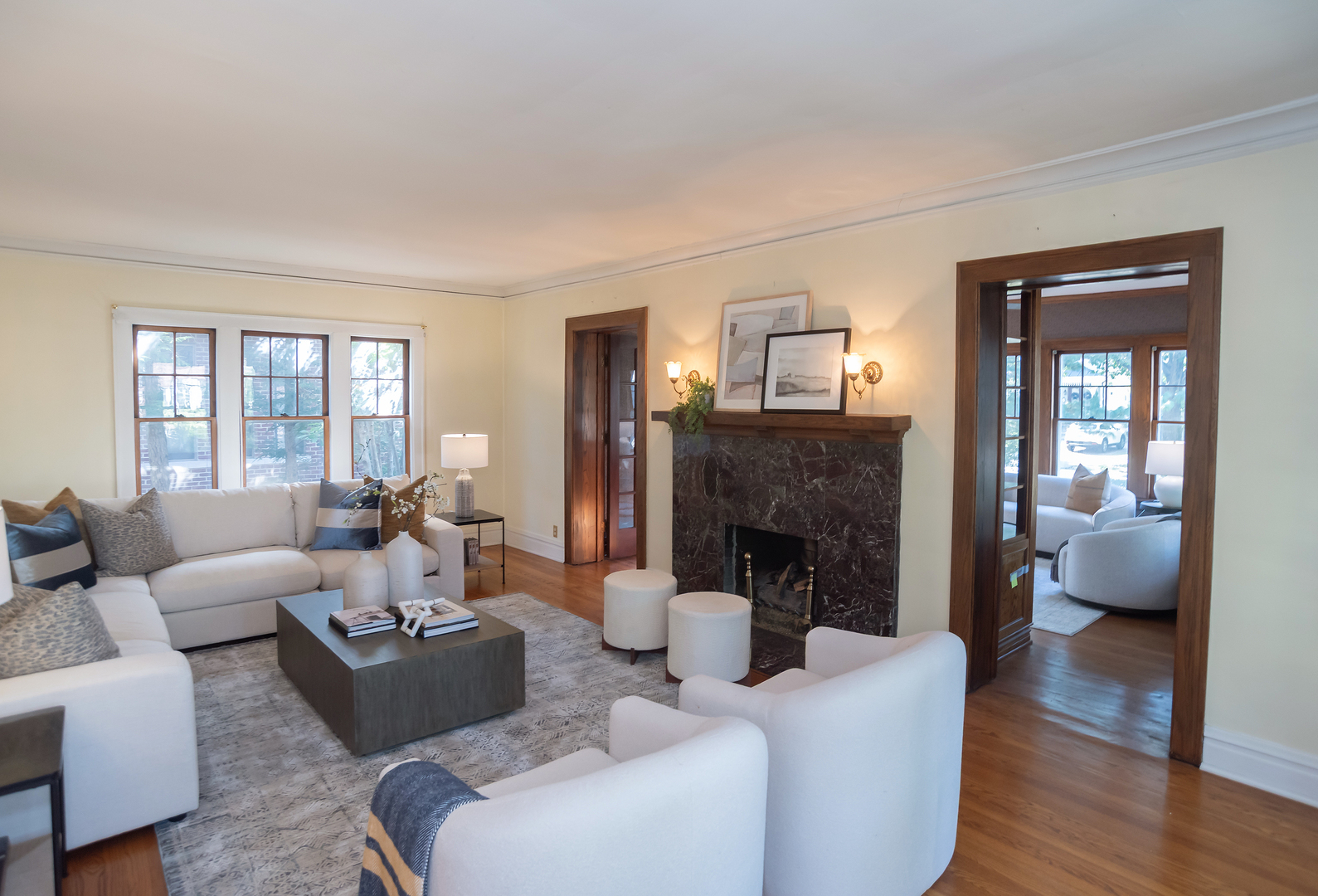 518 W Cossitt Avenue, La Grange, IL 60525