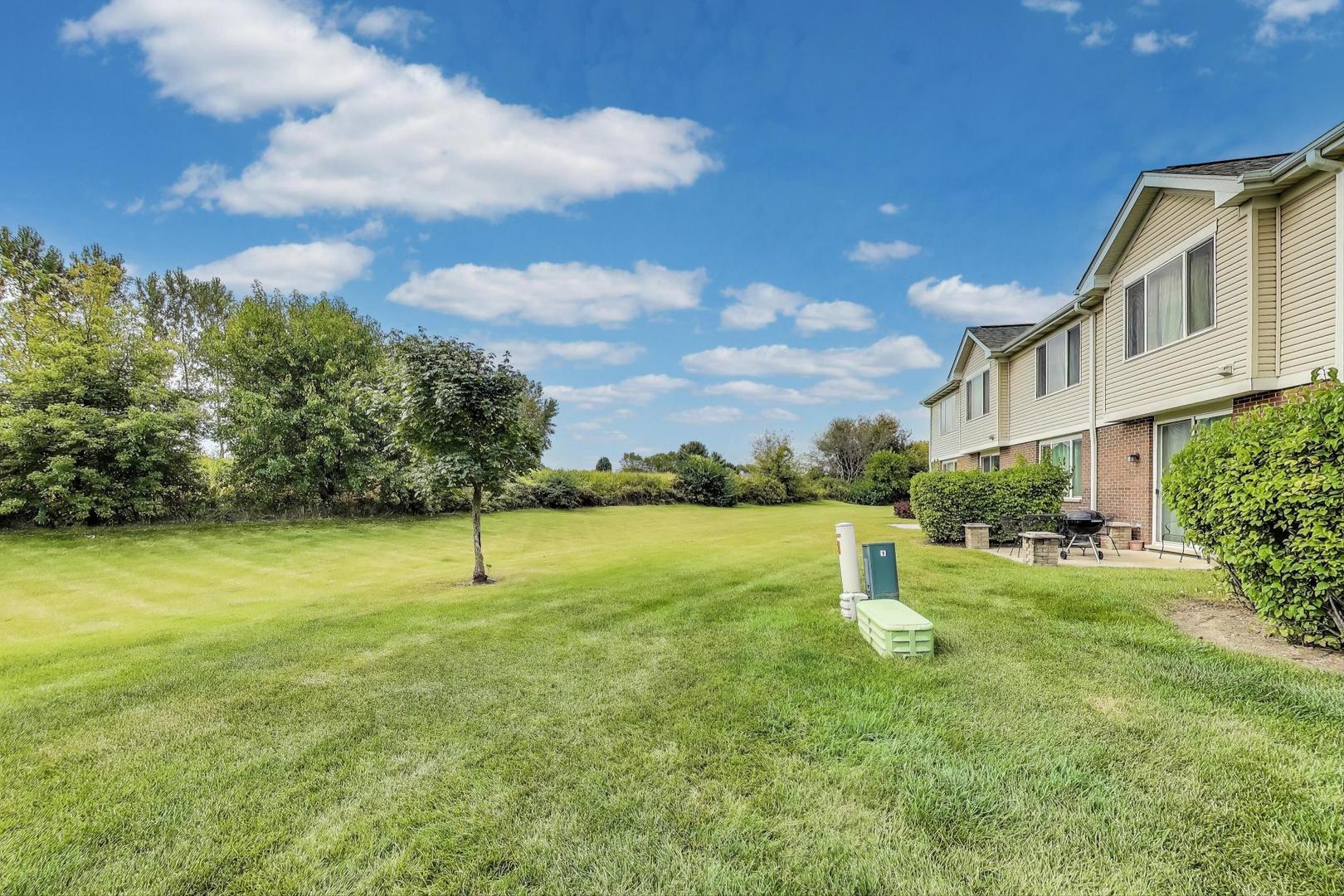 1113 DRAPER Road, McHenry, IL 60050