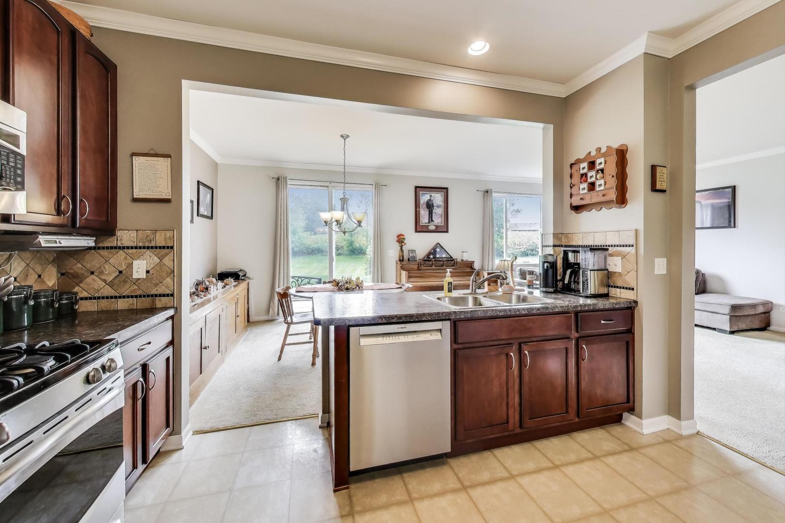 1113 DRAPER Road, McHenry, IL 60050