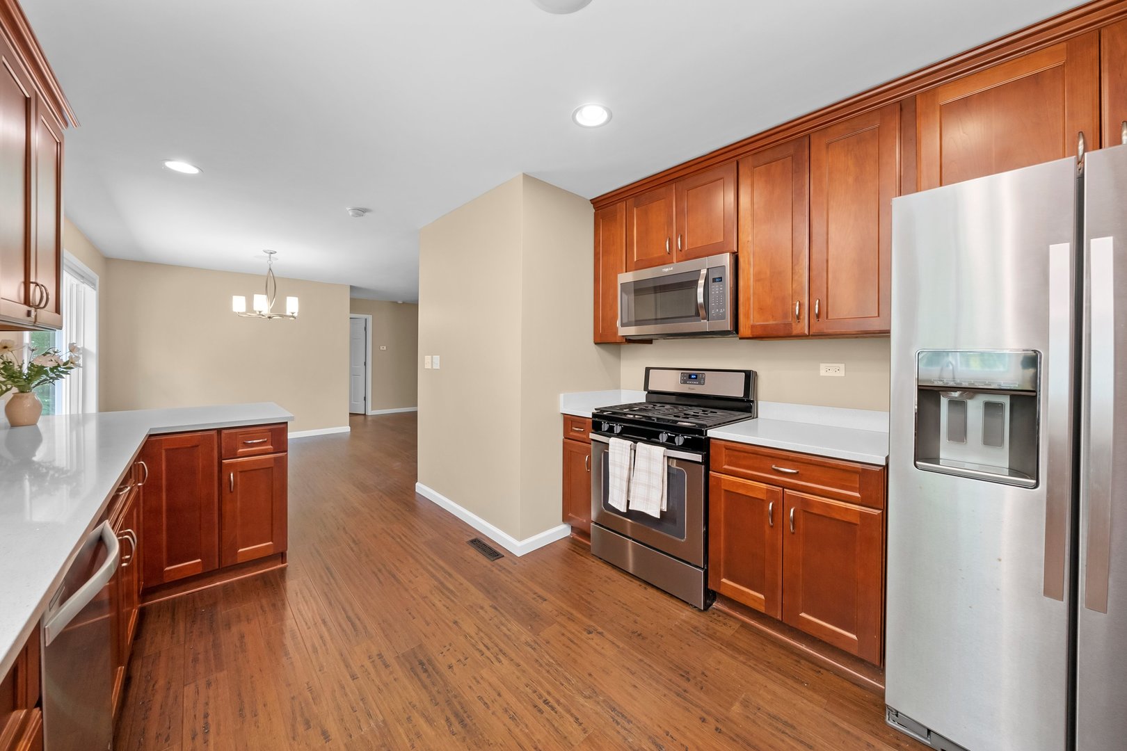 311 N Shady Lane, Elmhurst, IL 60126