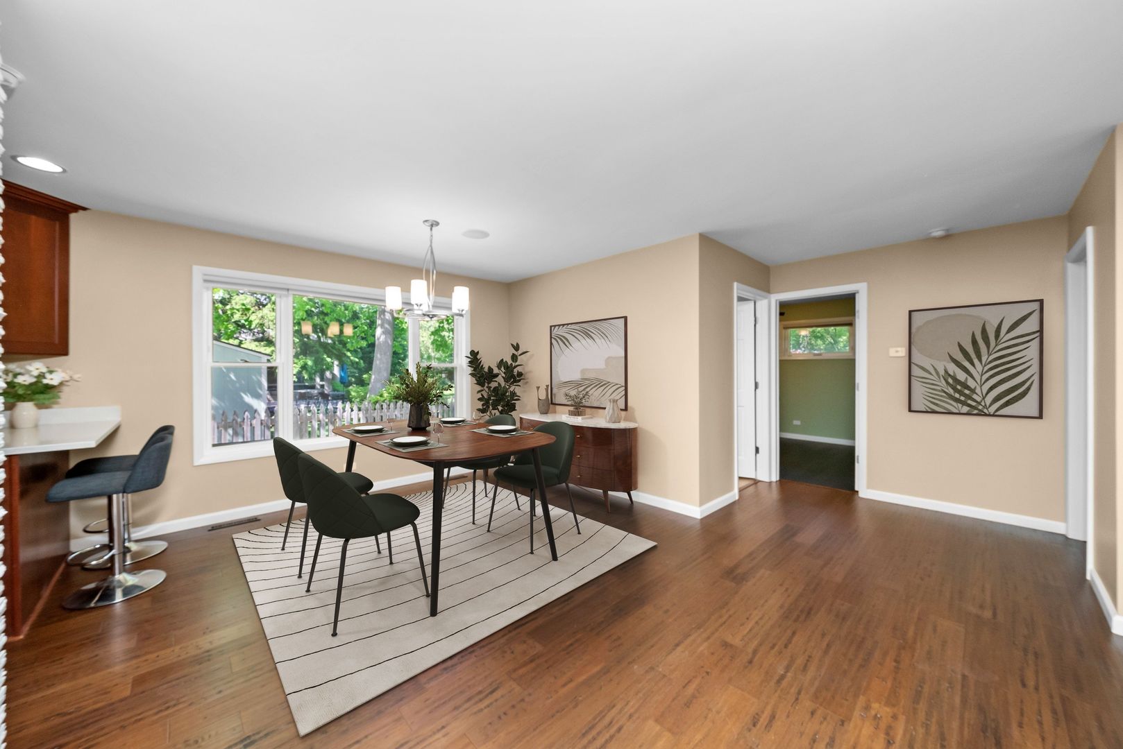 311 N Shady Lane, Elmhurst, IL 60126