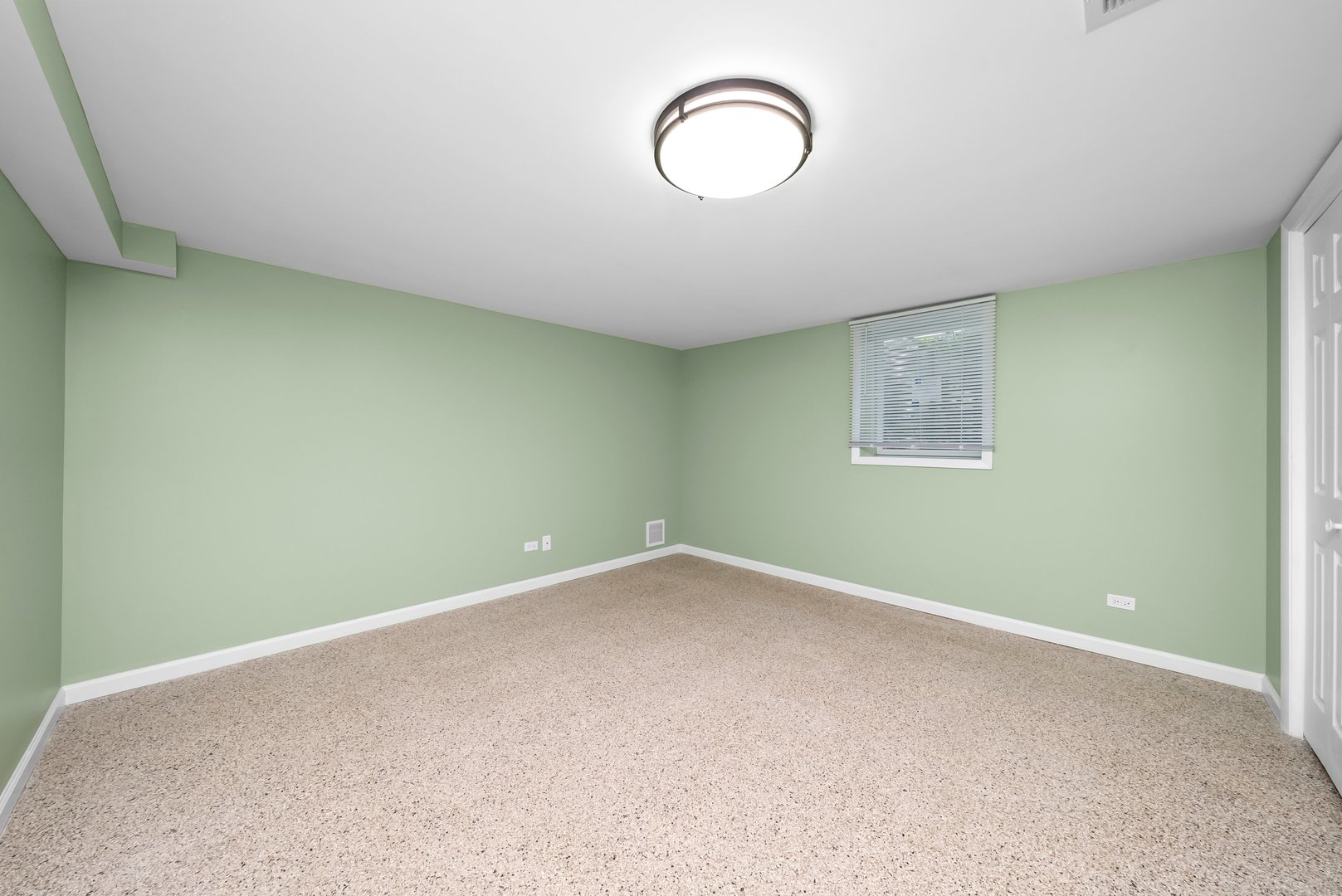 311 N Shady Lane, Elmhurst, IL 60126