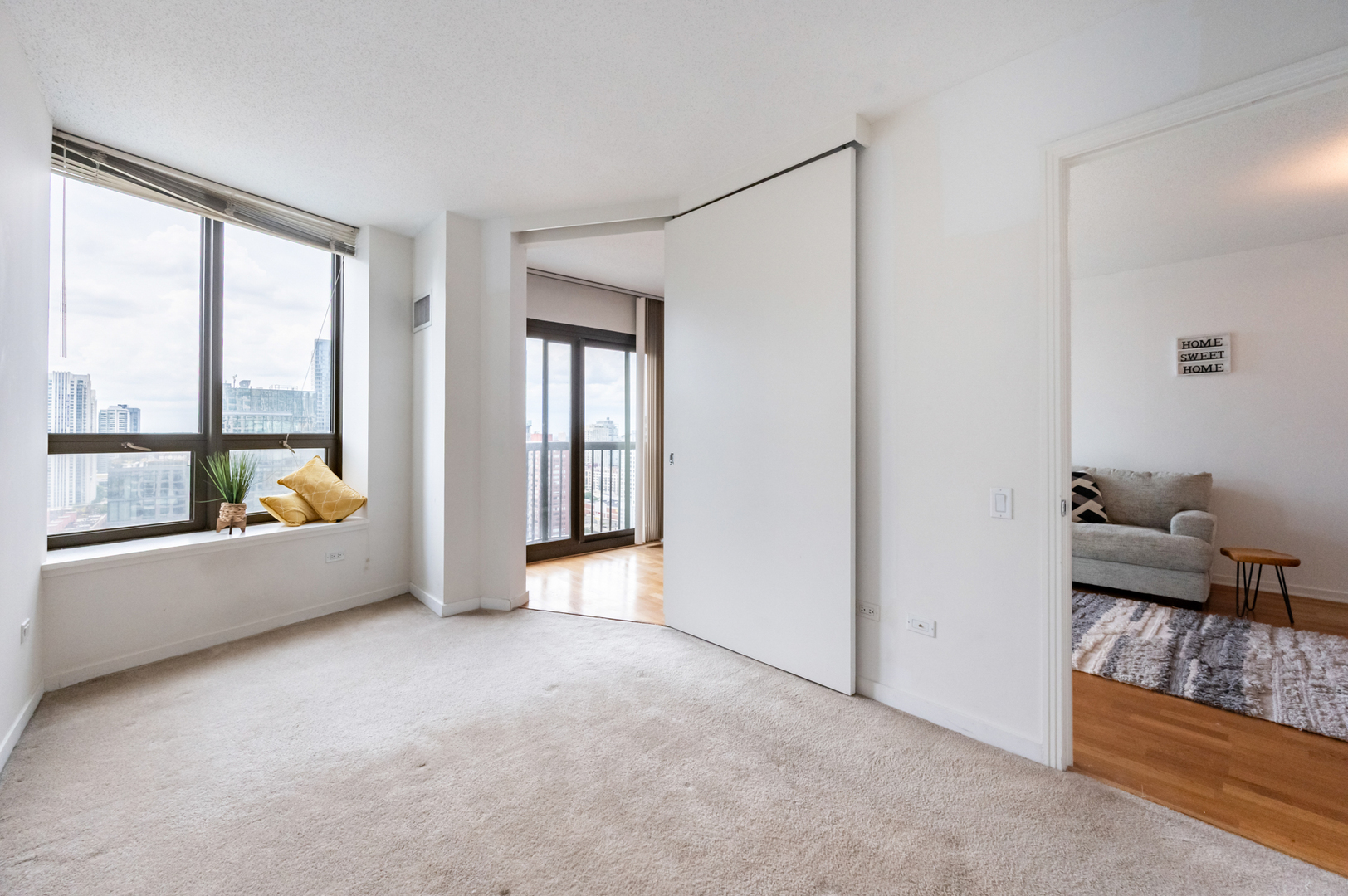 400 N La Salle Drive #2409, Chicago, IL 60654