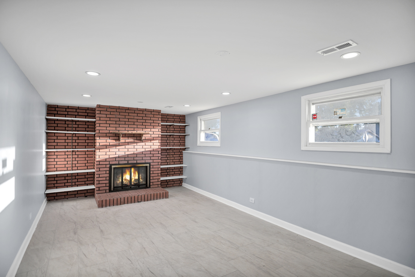7031 glenwood Lane, Hanover Park, IL 60133
