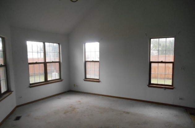 738 Brandon Place, Wheeling, IL 60090