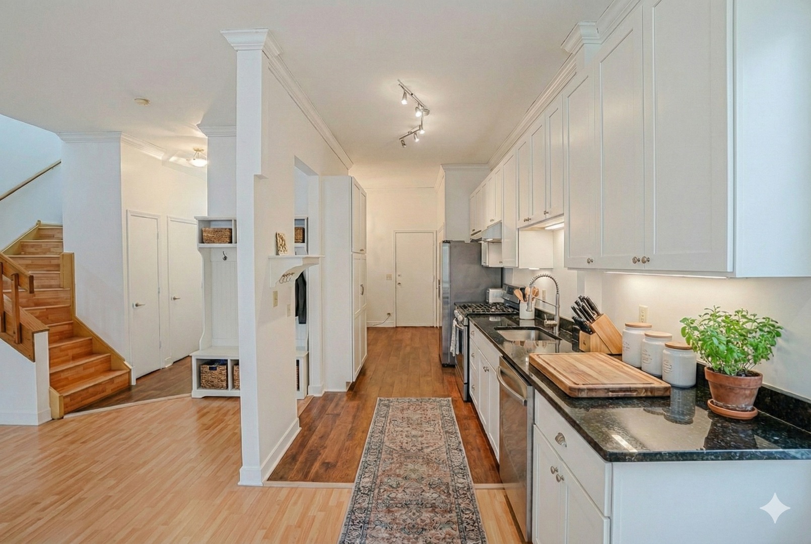 1008 Arbor Court, Mount Prospect, IL 60056