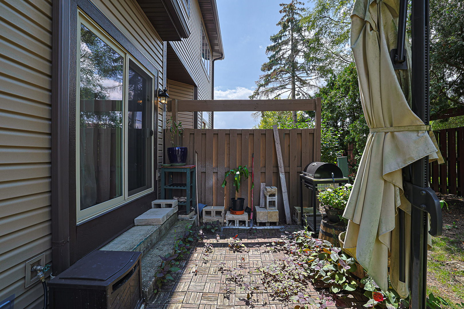 1008 Arbor Court, Mount Prospect, IL 60056