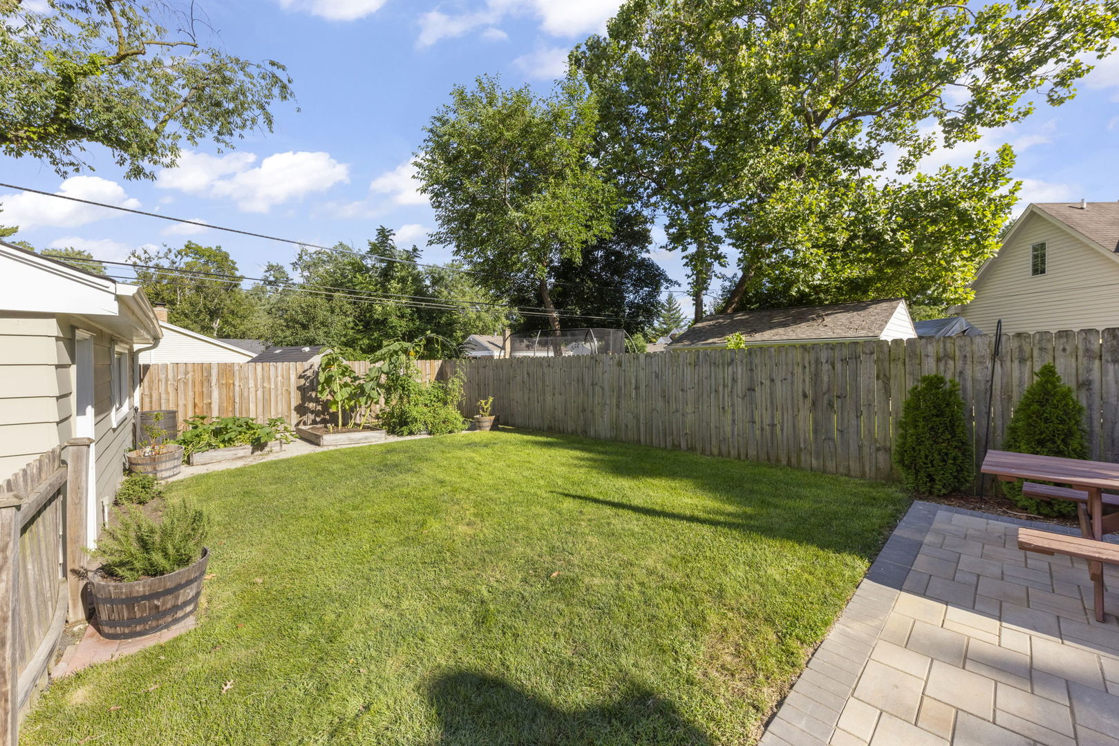 1119 Santa Rosa Avenue, Wheaton, IL 60187