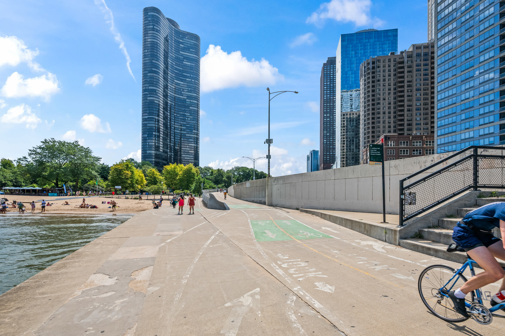 600 N Lake Shore Drive #4209, Chicago, IL 60611