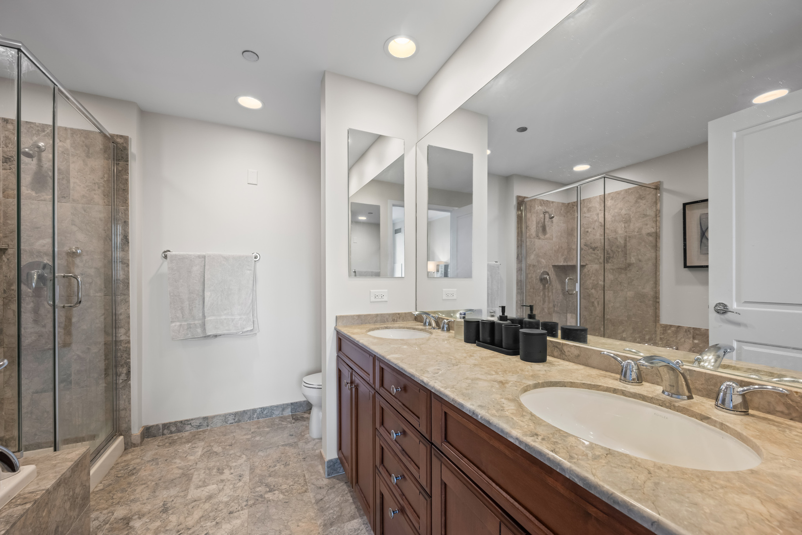 600 N Lake Shore Drive #4209, Chicago, IL 60611