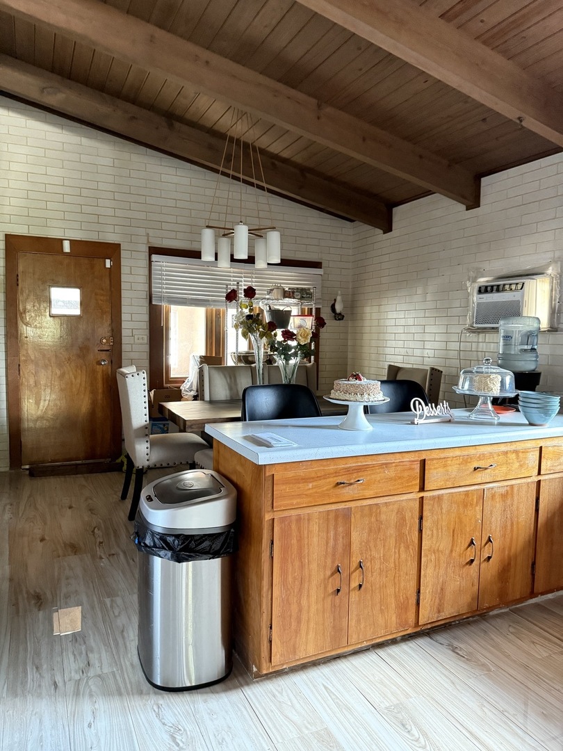 14601 S Palmer Avenue, Posen, IL 60469
