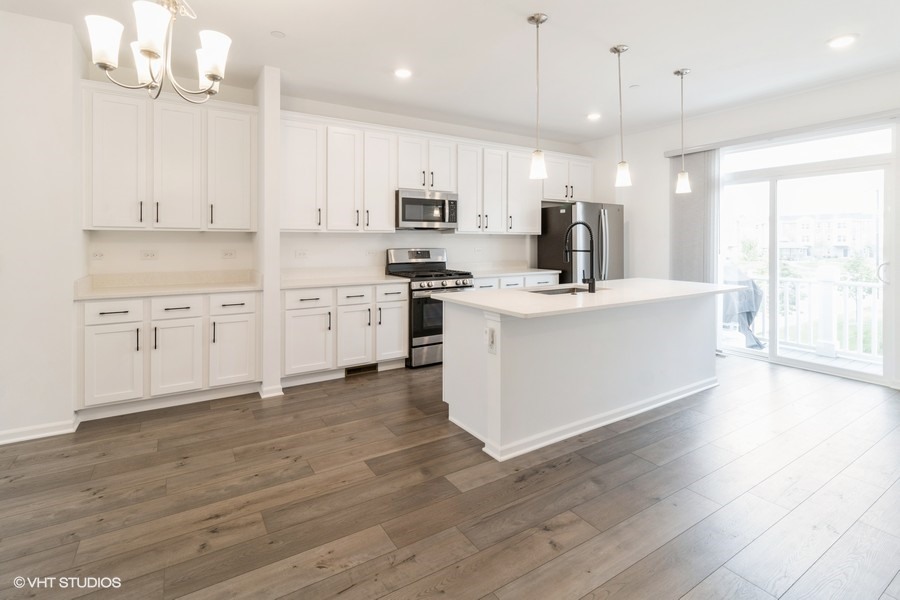 1533 Executive Way, Des Plaines, IL 60018
