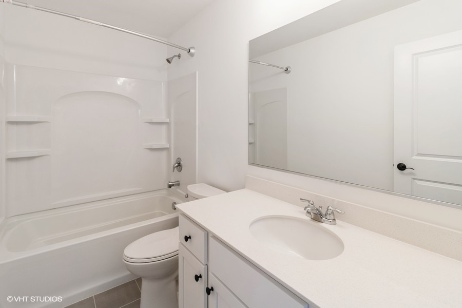 1533 Executive Way, Des Plaines, IL 60018