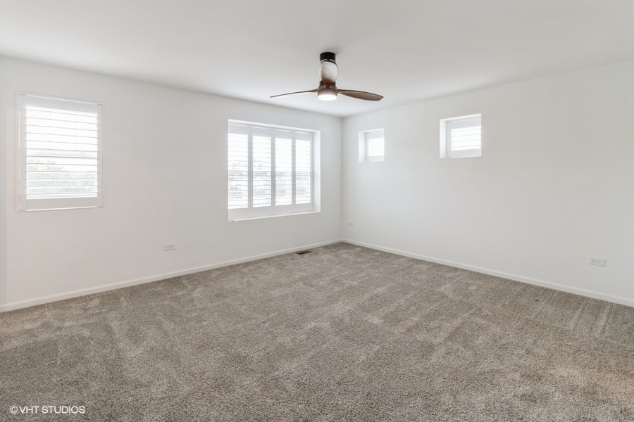 1533 Executive Way, Des Plaines, IL 60018