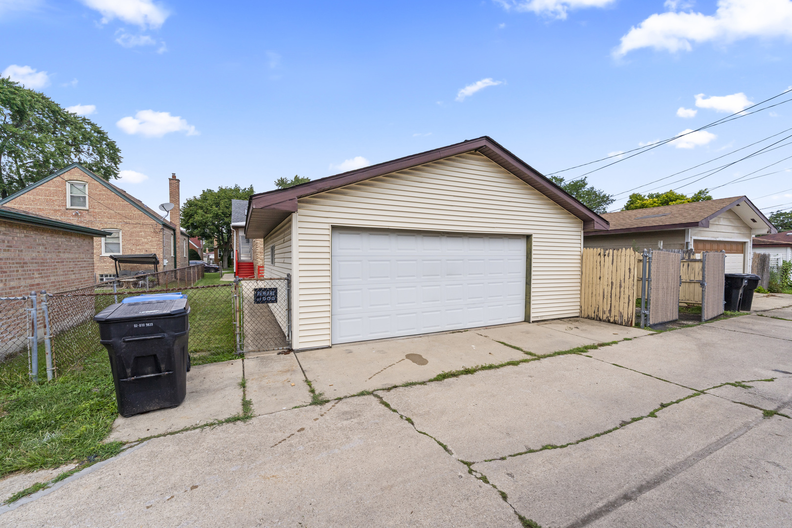3237 W 83rd Place, Chicago, IL 60652