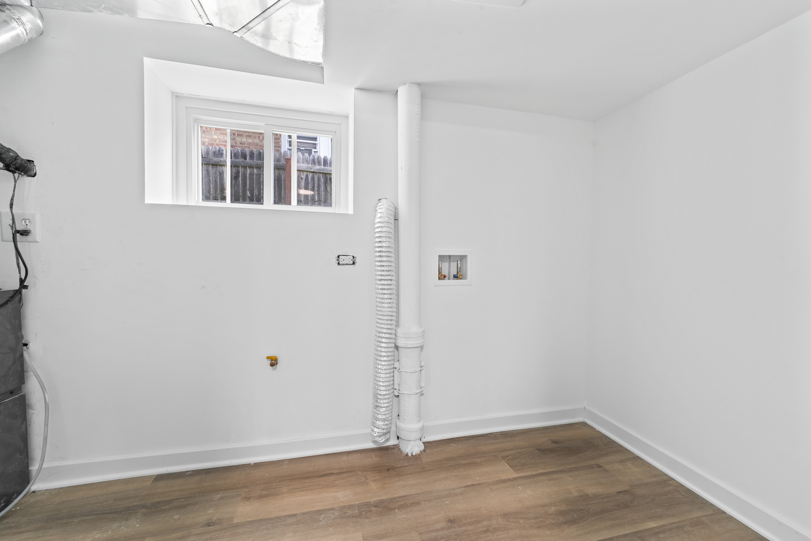 3237 W 83rd Place, Chicago, IL 60652