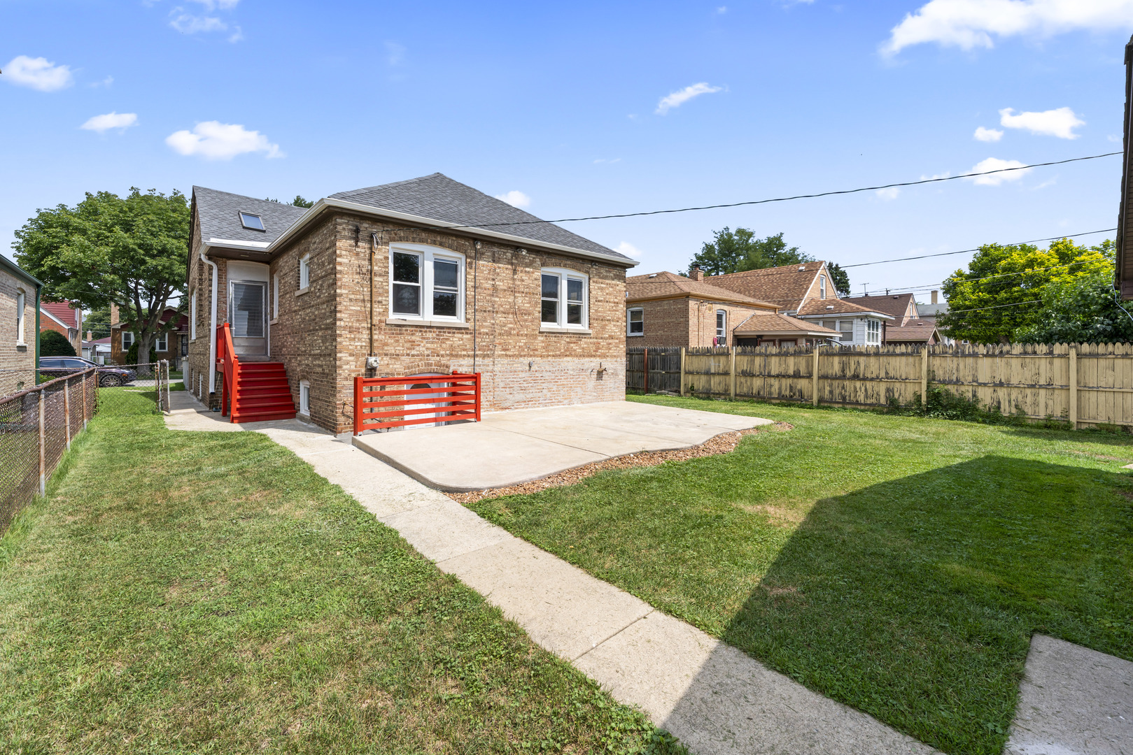 3237 W 83rd Place, Chicago, IL 60652