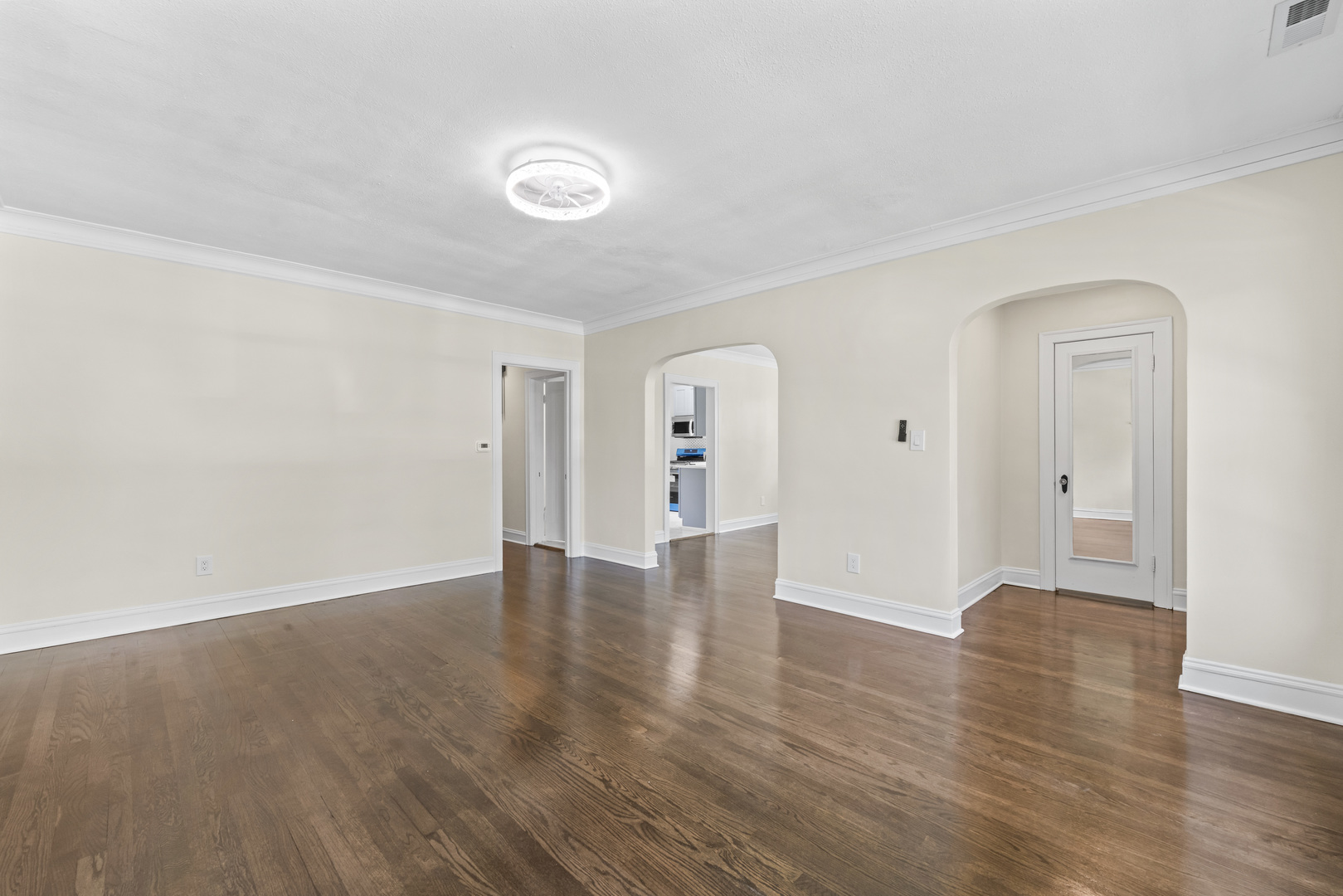 3237 W 83rd Place, Chicago, IL 60652